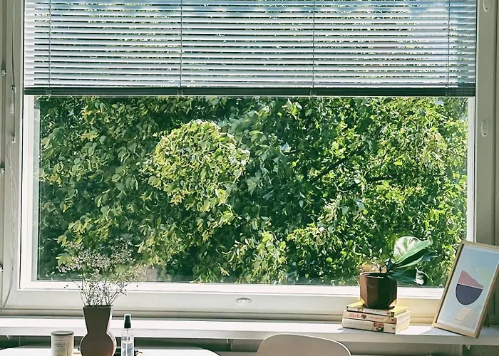 Cozy Flat Next To Tram And Bus Stations *