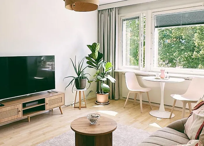 Cozy Flat Next To Tram And Bus Stations * Helsinki